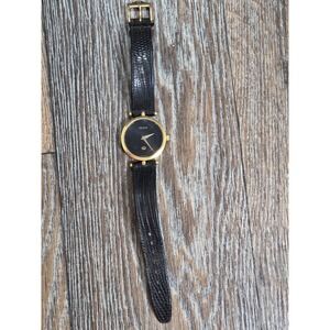 Gucci 3000L Vintage Ladies Watch Gold Plated Black Dial Lizard Leather Strap